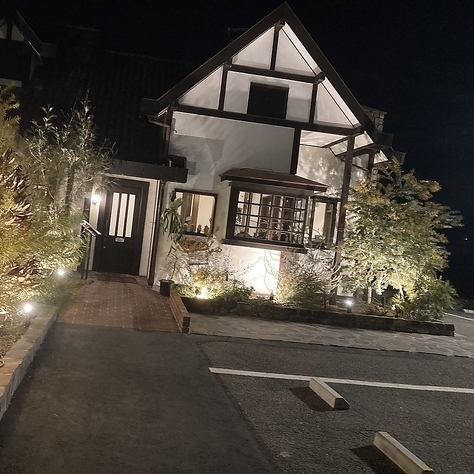 夜のカフェ利用も人気♪心地のいい店内でゆったりとどうぞ♪