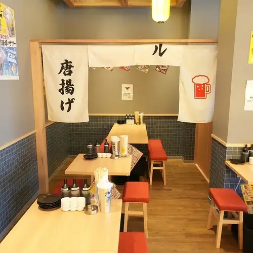 広々とした店内で、ごゆっくりお食事をお楽しみください!単品飲み放題もあり!少人数でもお1人様でもご利用いただけます!