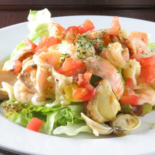 Luxury salad of marinated seafood