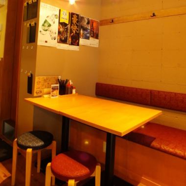Spacious table seat is recommended for small group welcome party, farewell party, girls' association ☆ Available in various scenes including important friends and family, date