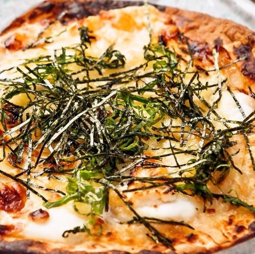 Japanese-style mochi mentaiko pizza
