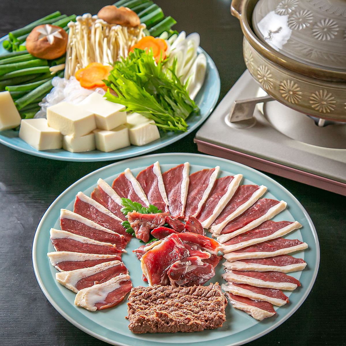 和食中心においしいランチやディナーをご用意しております。