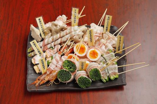 Assortment of 6 kinds of skewers (soft-boiled egg, hiratake mushroom, red shrimp, asparagus, shiitake mushroom, shiso cheese)