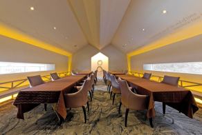 Two private venues available for hire.This venue can accommodate up to 32 people.We offer the same plan as for the large venue.There is no minimum number of people, so please feel free to contact us.