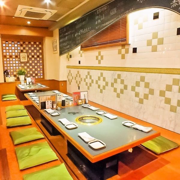 【Ideal for banquet】 Can accommodate up to 25 people ♪ We are preparing a spacious interior space ♪ Please also take advantage of our affordable drinks all-you-can-follow course ☆ Please also have plenty of liquor We are!