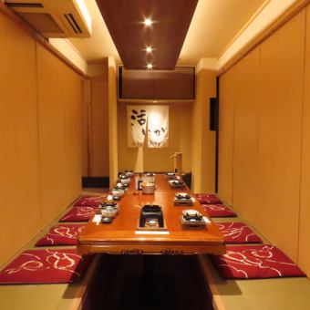 There are 6 types of completely private rooms.By connecting or dividing them, you can meet various needs.Please relax in a completely private room for any number of people.