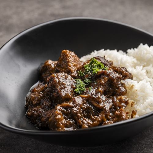 熊本あか牛延寿牛が入ったYANAGI特製カレー