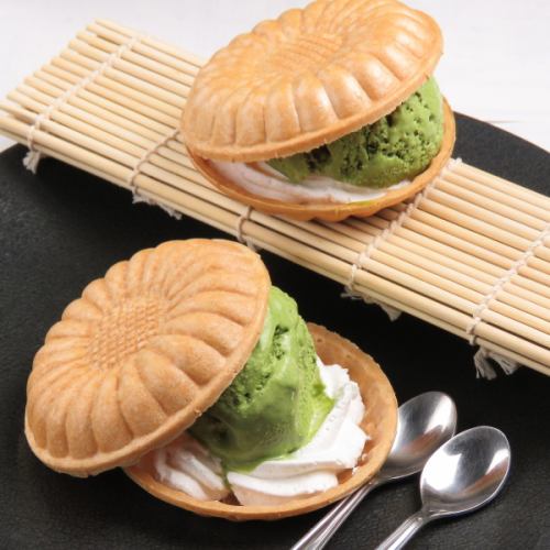 Monaka Uji matcha ice cream