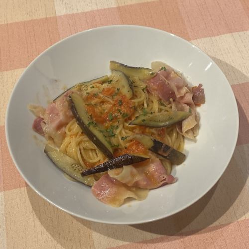 茄子とベーコンのフレッシュトマトソテー