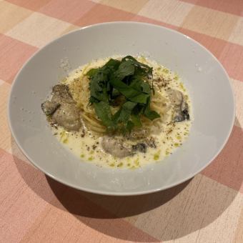 牡蠣のクリームソース～青じそ添え～