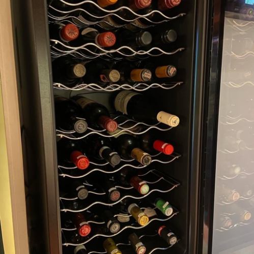 【50種類以上のワインを常備】