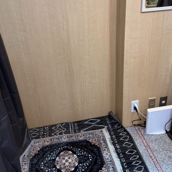 【礼拝室をご用意しておりますので、海外のお客様も安心です!】店主もムスリムなので、ムスリムのお客様にもご利用しやすいお店となっております!習慣であるお祈りをゆっくり行うことができる礼拝室も完備◎どなたでもご利用いただけますので、日本旅行のお食事にぜひお越しください♪