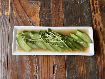 Tsuyudaku pickled cucumber