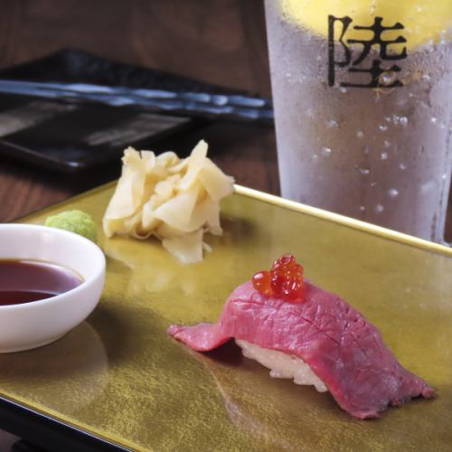 和牛タタキいくら寿司(1貫)