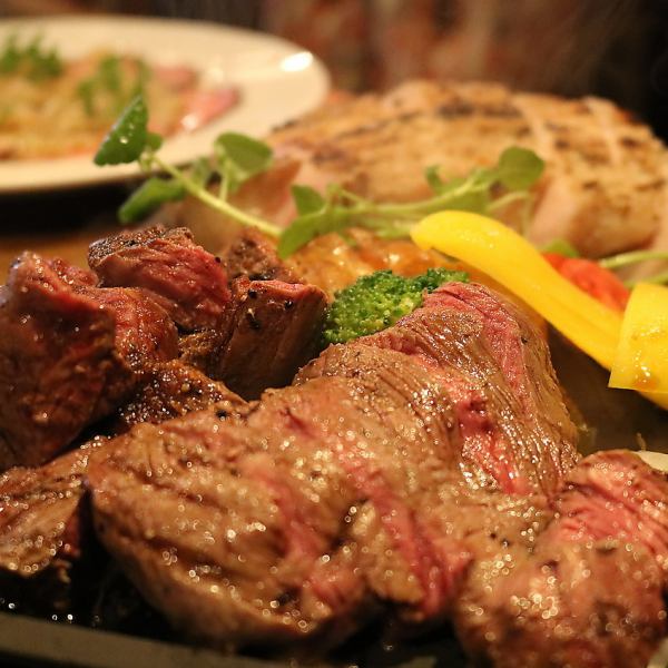 Beef skirt steak is 120g and costs 999 yen (excluding tax)!