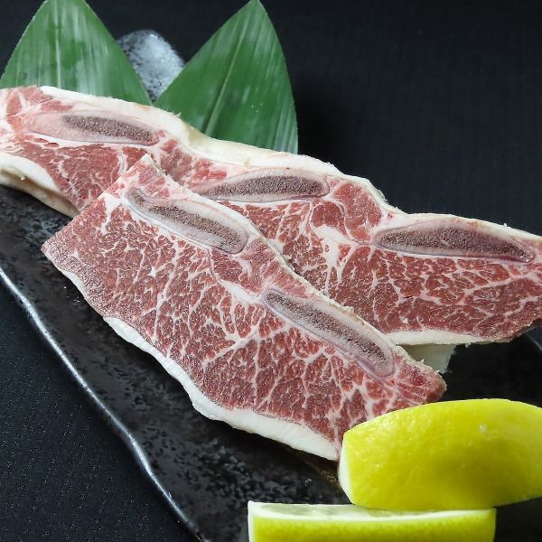 新登場！骨付きカルビ