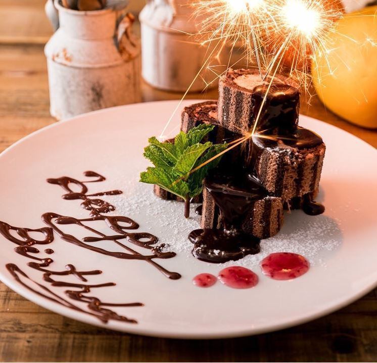 誕生日・記念日には『特製サプライズプレート』プレゼント♪