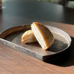 Japanese-style ice cream sandwich