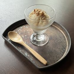 Organic soy milk and germinated brown rice ice cream