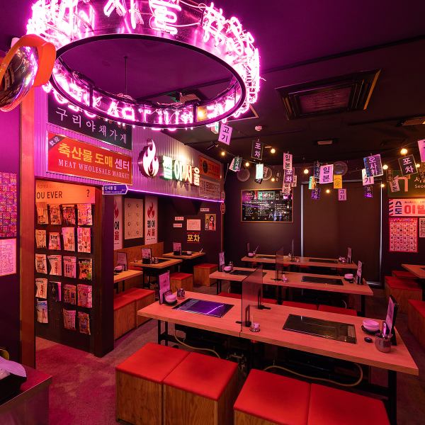 Inside the restaurant, which recreates a Korean food stall, you can feel like traveling to Korea while being in Japan ★ [Umeda / Samgyeopsal / Korean food / Lunch / All-you-can-eat / All-you-can-drink / All-you-can-eat and drink / Private room]