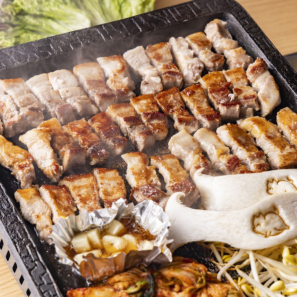 大阪梅田東通りにあるカンジャンケジャンとサムギョプサルに特化した食べ放題専門店