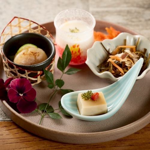 アラカルトも種類豊富