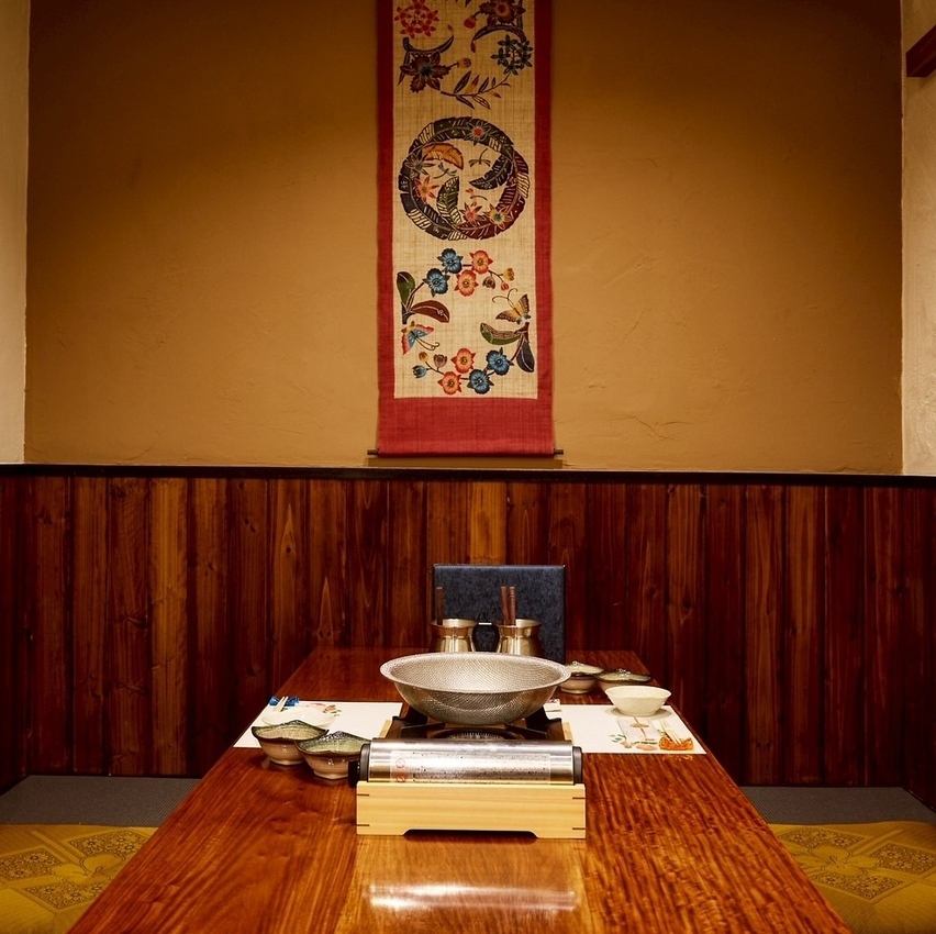 選べる席タイプの個室を完備、プライベートな空間づくりも。