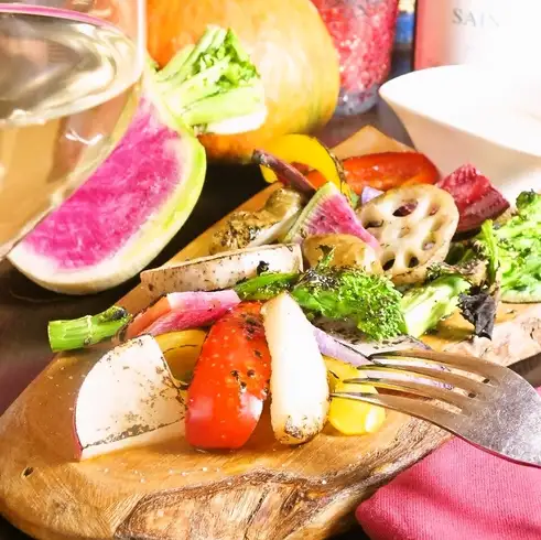 "Locally Sourced and Consumed" Italian cuisine featuring plenty of vegetables made with ingredients sourced from Chiba Prefecture.