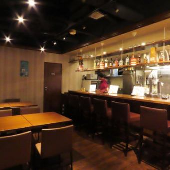 10名様～18名様で貸切承ります。ブッフェ形式の場合20名様ほどで貸切可能です。宴会、女子会、誕生日会などのイベントにぜひご利用ください♪