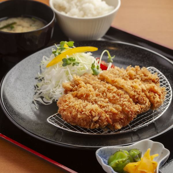 ロースかつ丼御膳