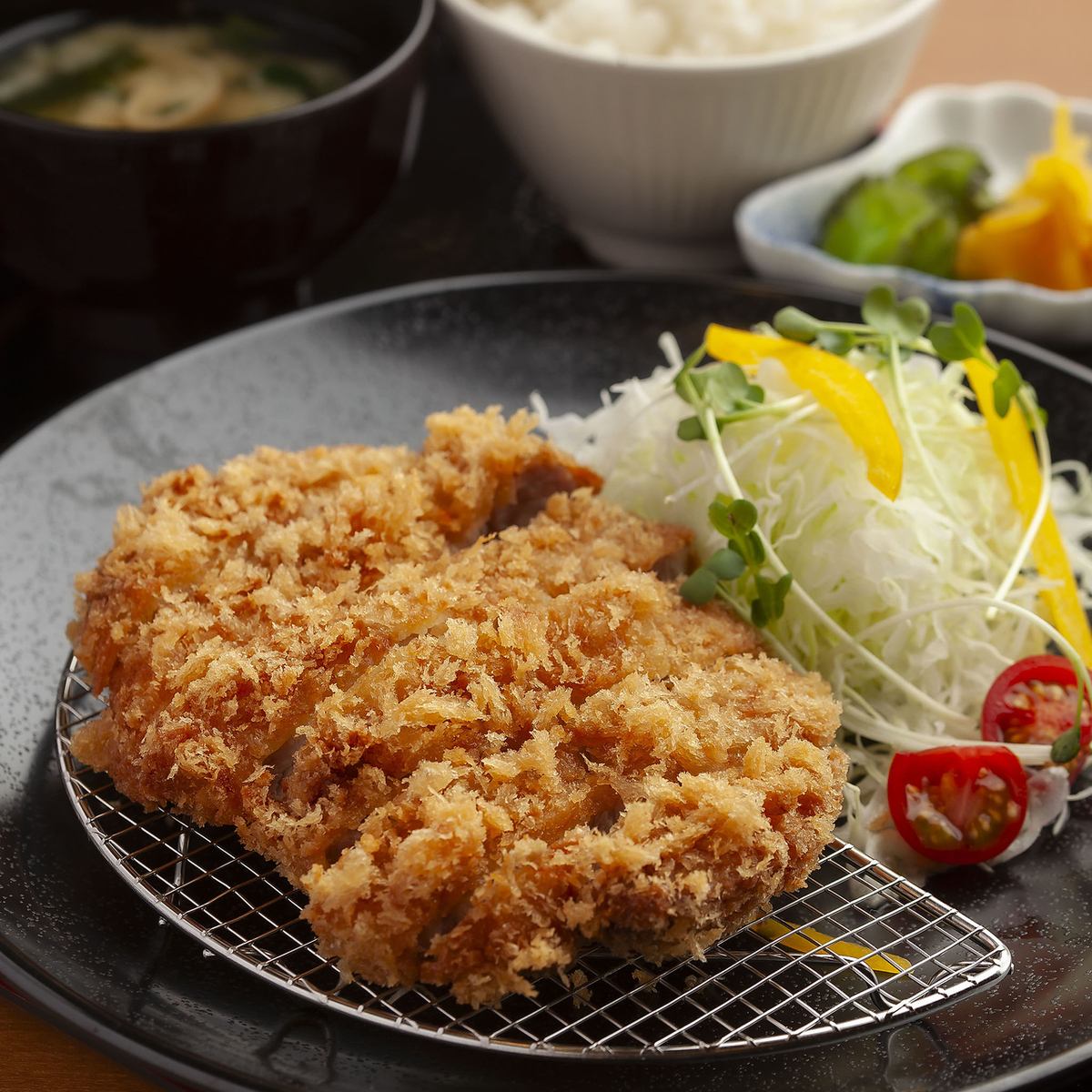 お昼はとんかつで決まり◎午後の活力をとんかつでチャージ♪