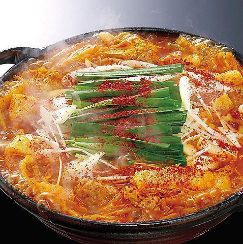 Lots of hot pots and specialty dishes from red ★