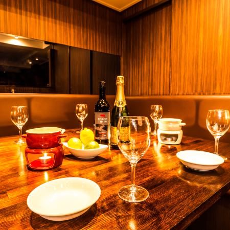 [Private room] It will be a private room for 30 people ♪ There are table type, sofa type and tatami room type.(Private rooms for 2 to 90 people are available.Please feel free to contact us regarding the number of people, budget, time, etc. ♪)