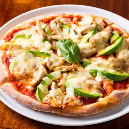 Chicken and avocado pizza
