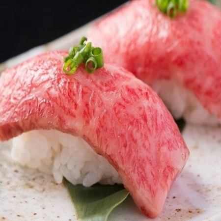 生付き2時間飲み放題★今が旬★肉寿司の盛り合わせなど【スタンダードコース】3000円