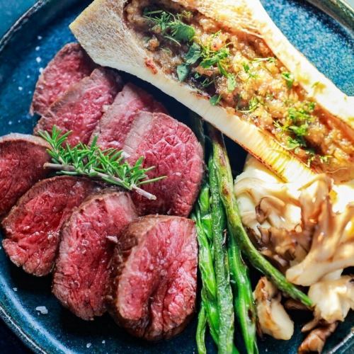 骨髄ごと焼き上げた特選赤身ステーキ