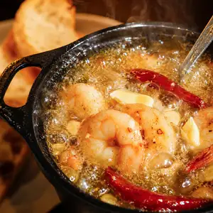 Garlic shrimp ajillo