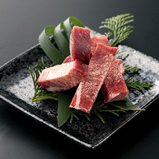 Thick-sliced beef tongue with salt / Seasoned green onions