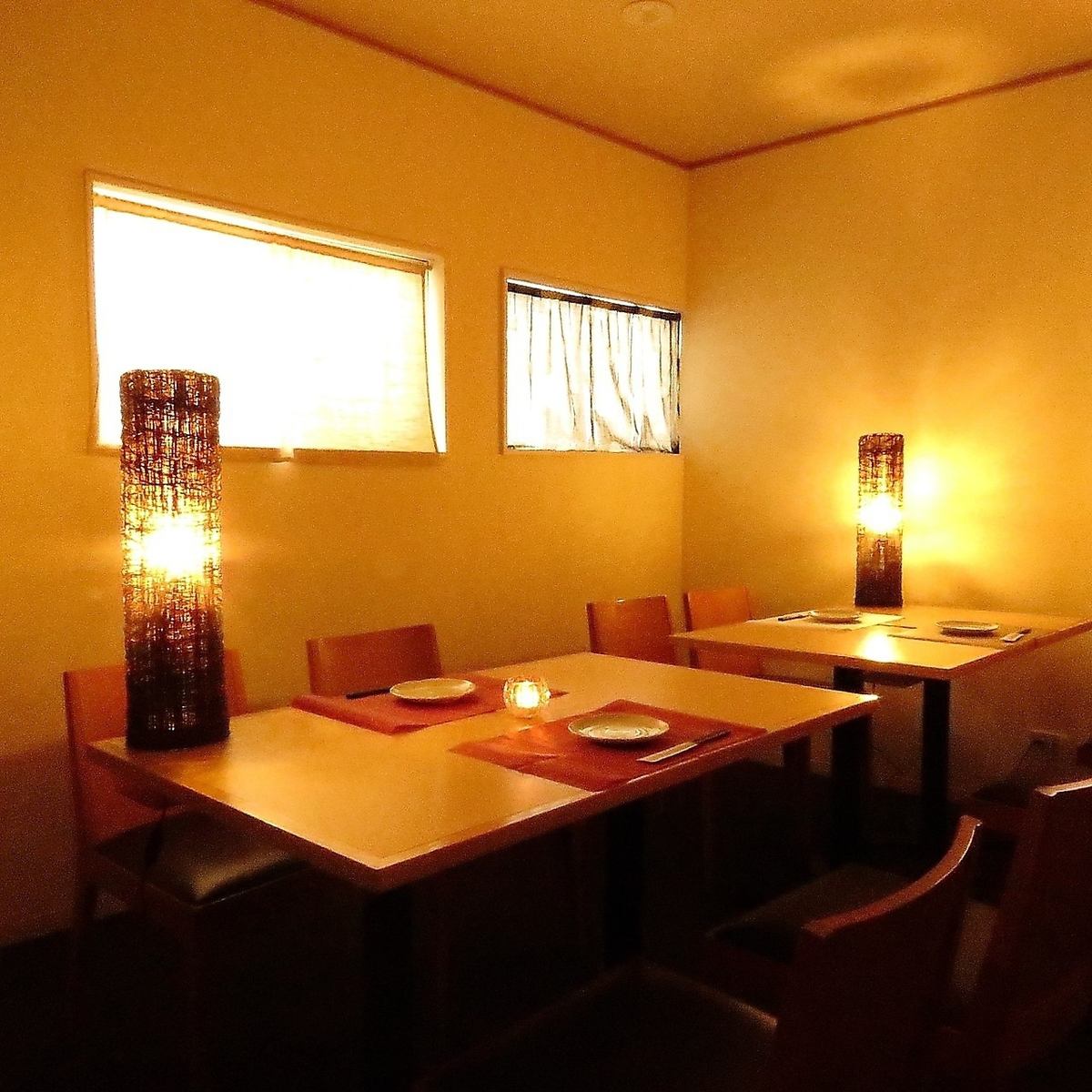 最大１９名様まで対応可のテーブル完全個室となります。宴会に◎