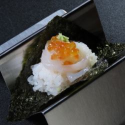 イカいくら手巻き