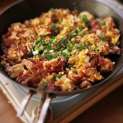 【〆のおすすめ！】すき焼きチャーハン