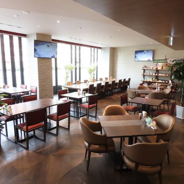 【駅近の好立地★】駅から近くアクセスも良くとても好評です。◆電車地下鉄烏丸線「四条」駅下車徒歩約１０分阪急京都線「大宮」駅下車徒歩約３分阪急京都線「烏丸」駅下車徒歩約８分◆バス京都市営バス・９・２８・１０１・５０系統⇒「四条堀川」下車徒歩約１分