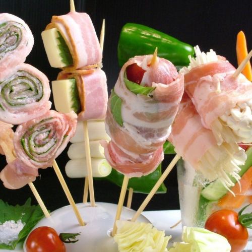 We also have a skewer menu of vegetable scrolls that are popular with women ♪