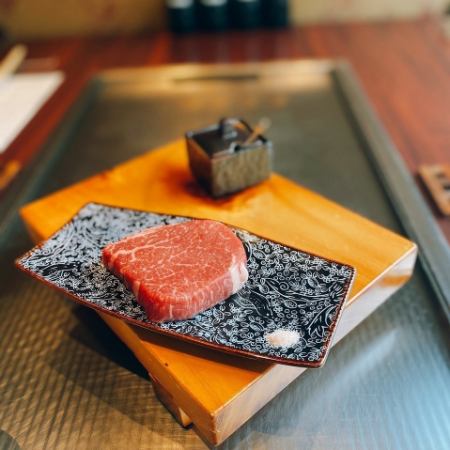 【1日2組限定】和牛の希少部位『フィレ肉』ステーキコース[全8品+飲放題付]