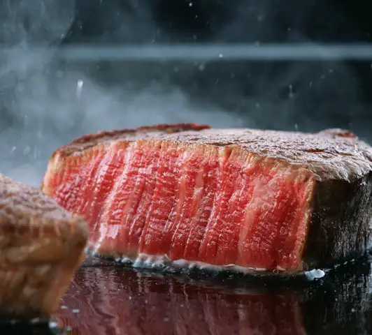 10月は、ヒレ肉の食べ比べコースおすすめです。ご予約は、お早めに！！