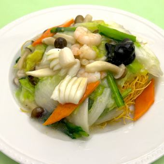 Katayaki soba with seafood sauce