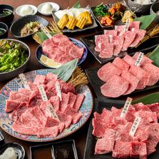 黒毛和牛を贅沢に味わう「犇屋コース」