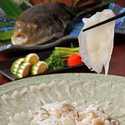 Tiger pufferfish and local Kyushu.Hakata specialty, authentic craftsmanship mizutaki or domestic wagyu offal hotpot