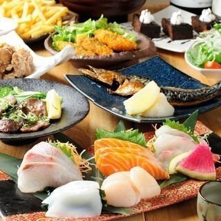 包含2小时无限畅饮、生鱼片拼盘、肉类小吃拼盘等的“白金套餐”。