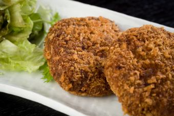 Homemade minced meat cutlet (1 piece)